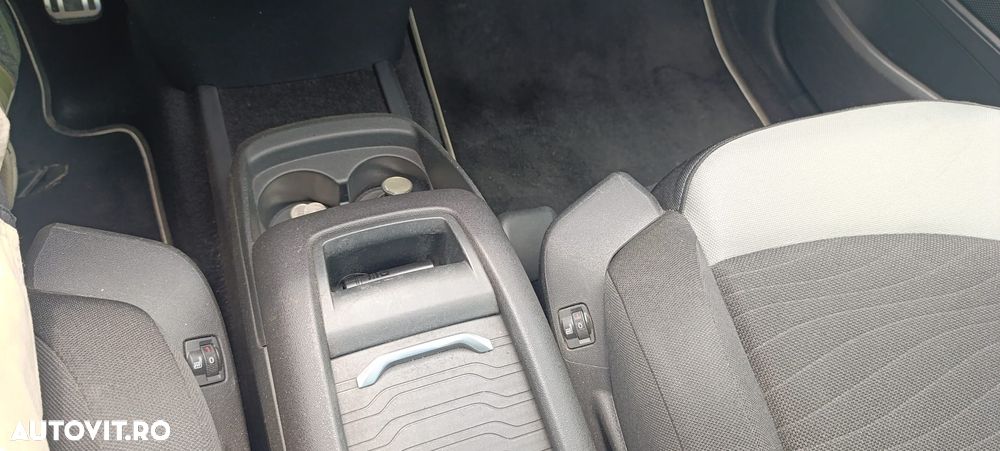 Citroën C4 Grand Picasso e-HDi 115 ETG6 Intensive - 19