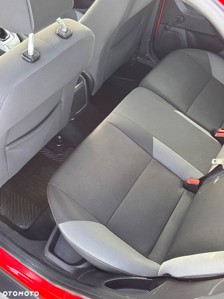 Ford Focus 1.6 TDCi DPF Trend - 11