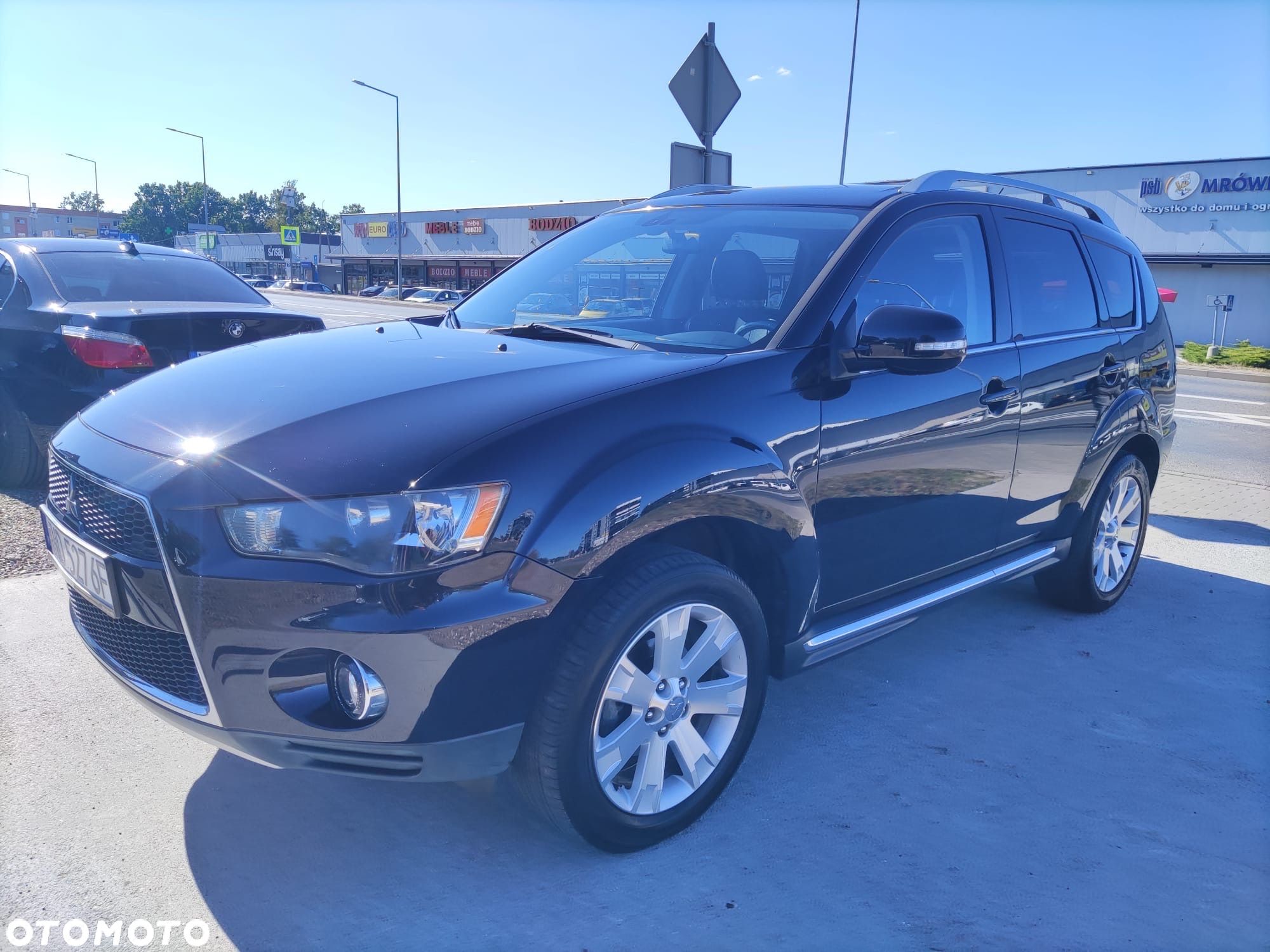 Mitsubishi Outlander 2.0 Intense + NAVI 2WD EU5 - 1