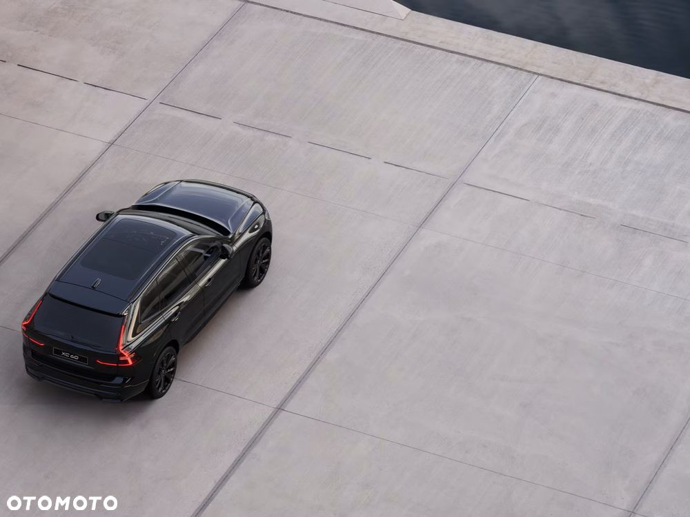 Volvo XC 60 B5 B AWD Ultra Black Edition - 3