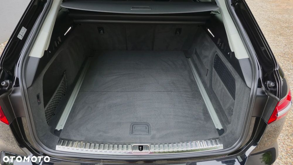 Audi A6 Avant 40 TDI S tronic design - 16