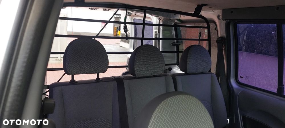 Fiat Doblo 1.9 JTD Dynamic - 9