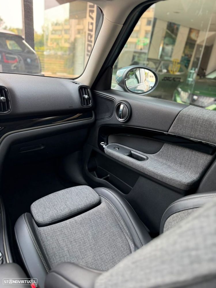 MINI Countryman - 25