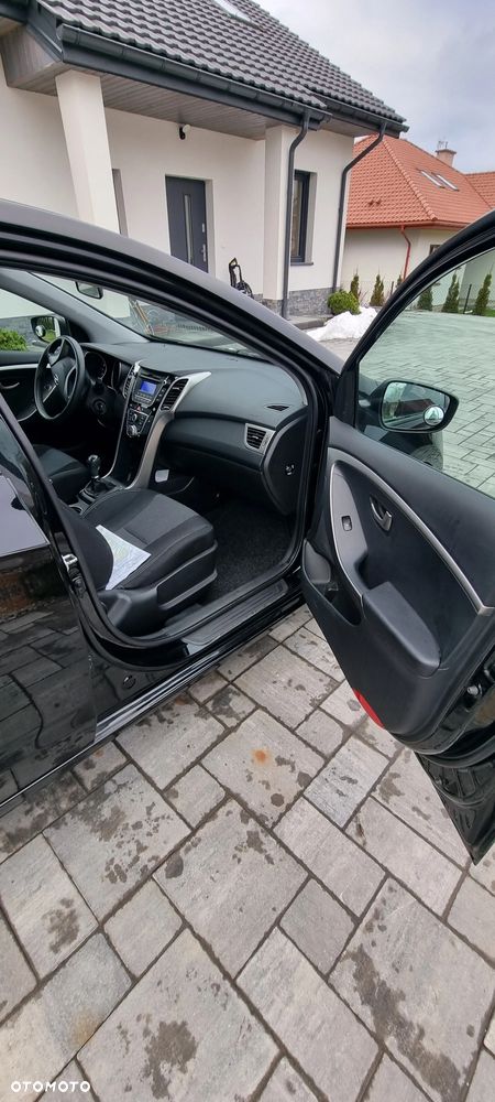 Hyundai i30 1.4 Classic + - 21