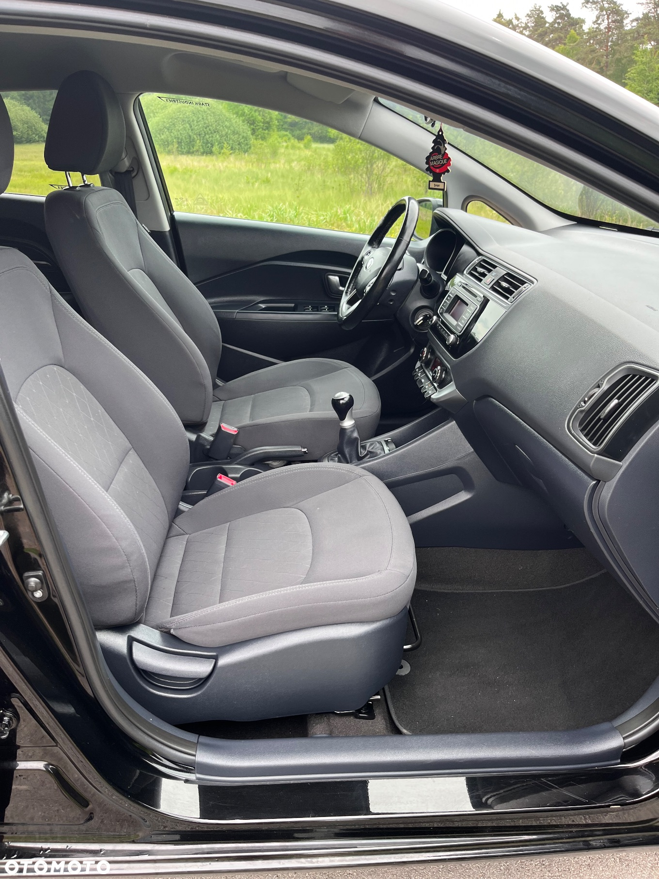 Kia Rio 1.2 Dream-Team Edition - 28