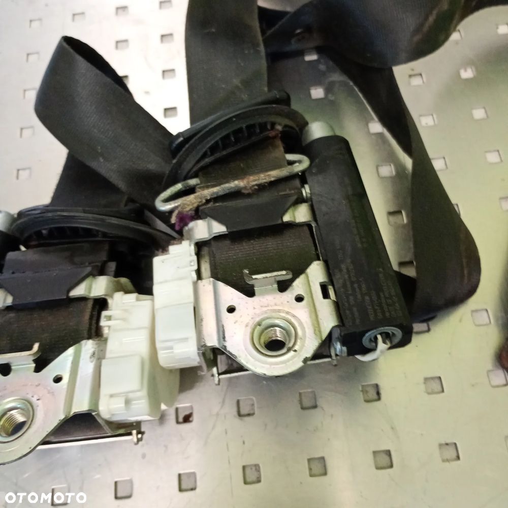 Pasy bezpieczeństwa polo 6R - 3