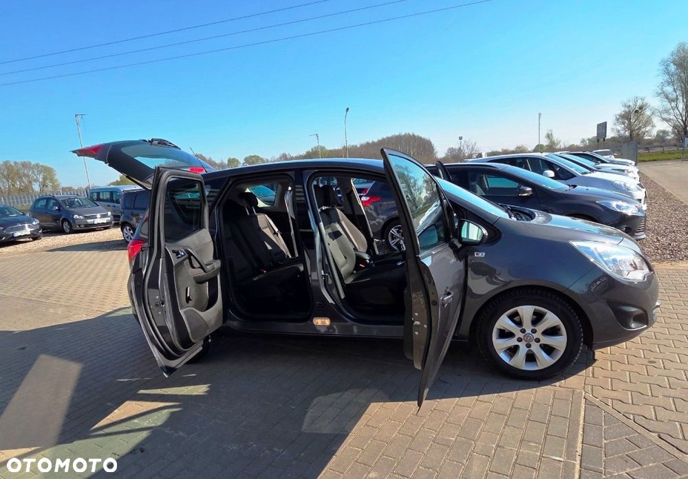 Opel Meriva - 23