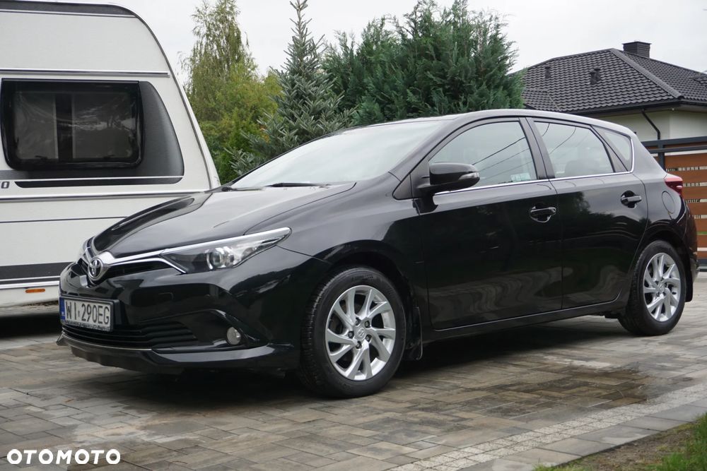 Toyota Auris 1.6 Prestige - 2