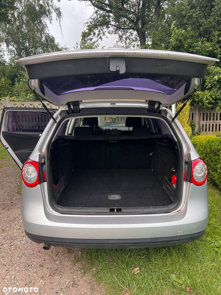 Volkswagen Passat Variant 1.6 - 6