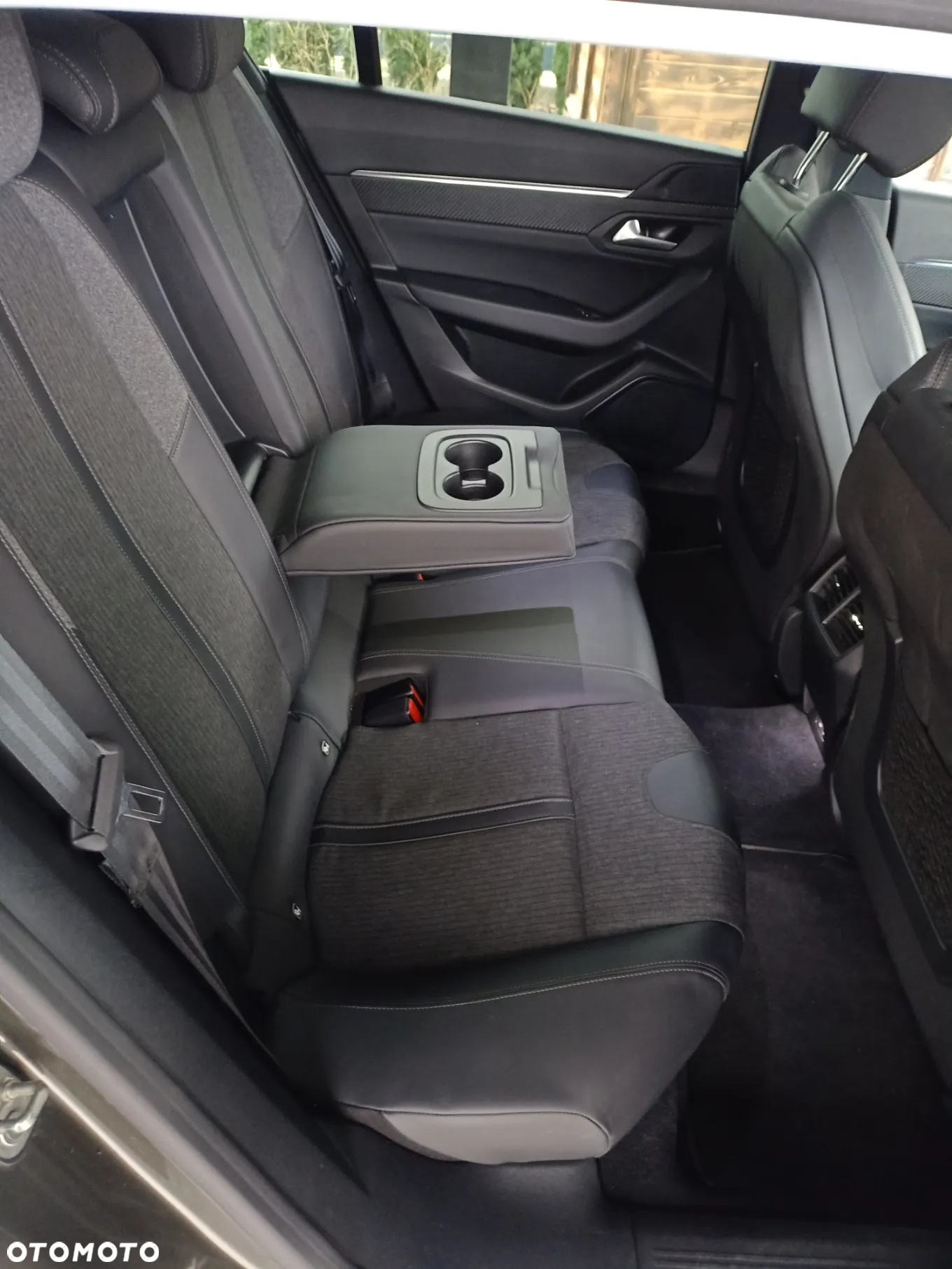 Peugeot 508 SW BlueHDi 130 Active Business-Paket - 12