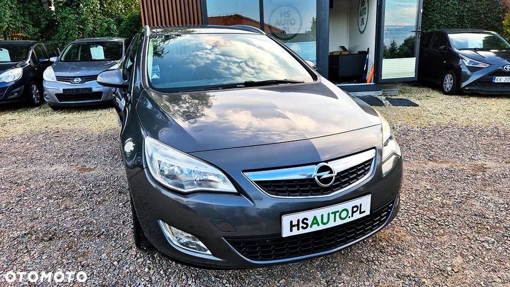 Opel Astra 1.6 T Cosmo - 5