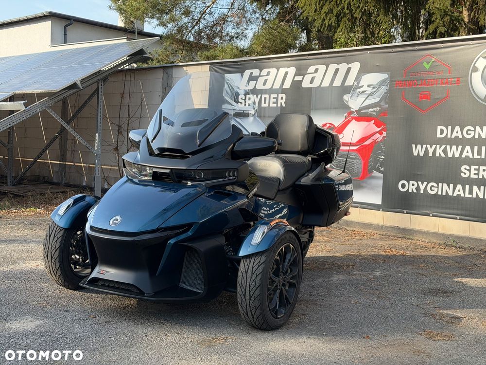 Can-Am Spyder - 2