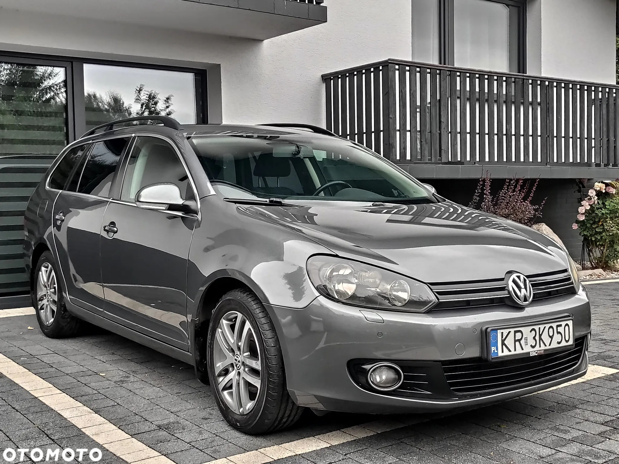 Volkswagen Golf VI 1.6 TDI Comfortline - 4