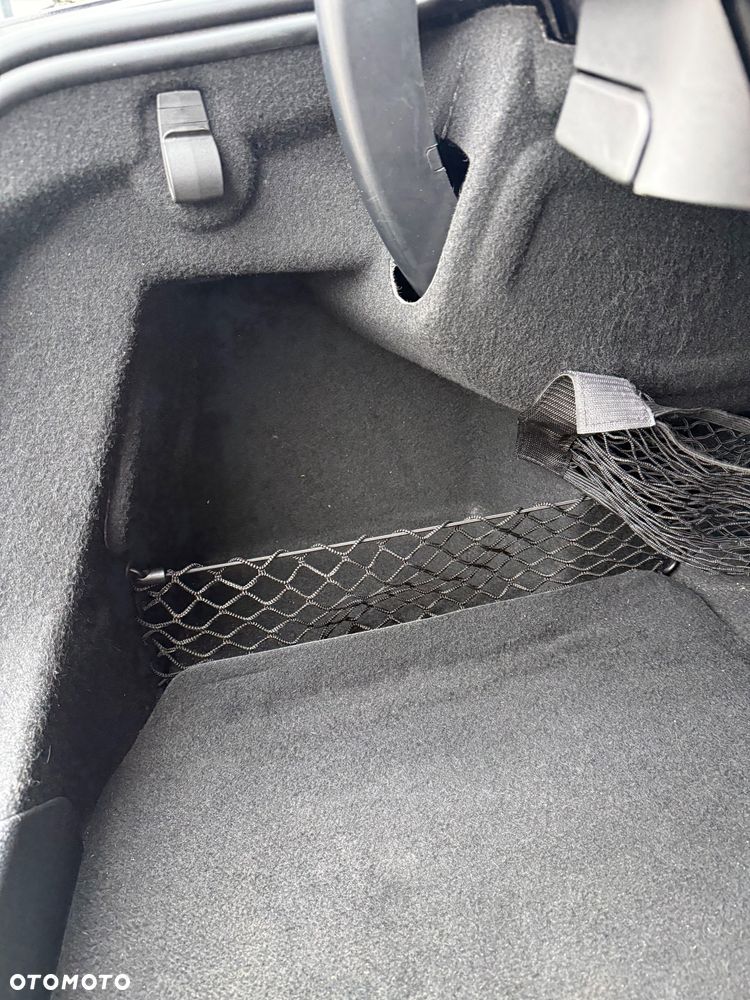 Mercedes-Benz Klasa C 180 BlueEFFICIENCY - 24