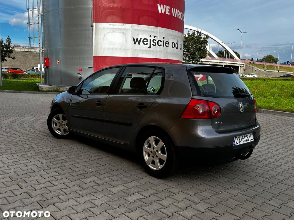Volkswagen Golf - 4