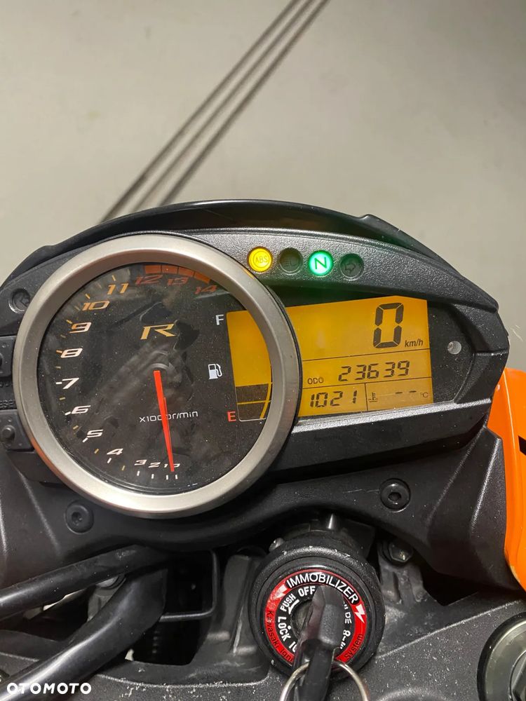 Kawasaki ZR - 6