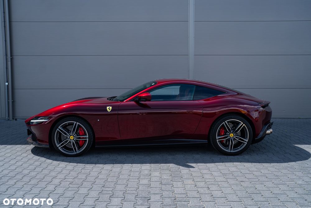Ferrari Roma - 10
