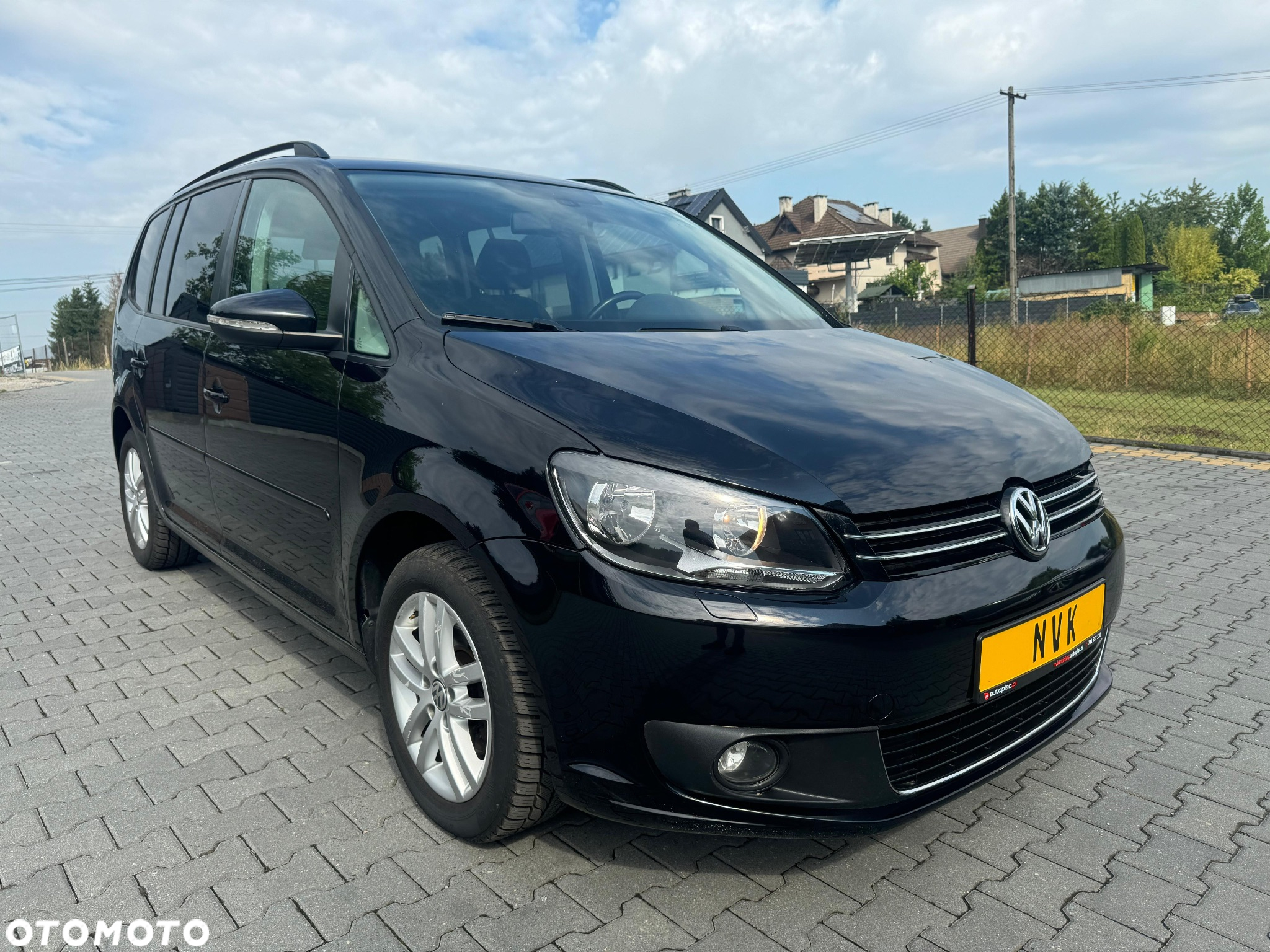 Volkswagen Touran 1.4 TSI Comfortline - 4