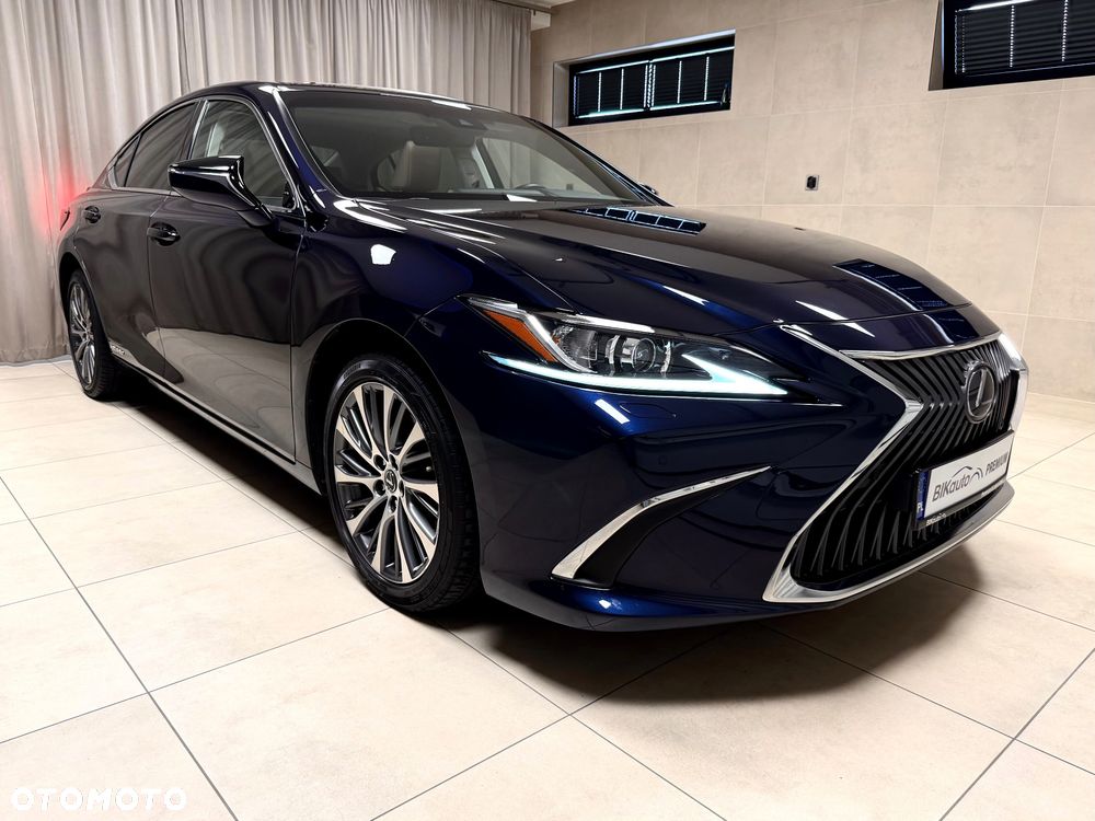 Lexus ES 300h Business Edition - 7
