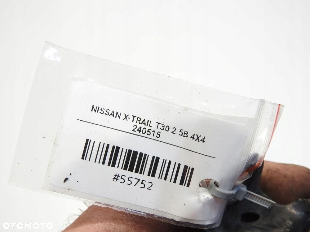 ZAMEK MASKI NISSAN X-TRAIL T30 - 4