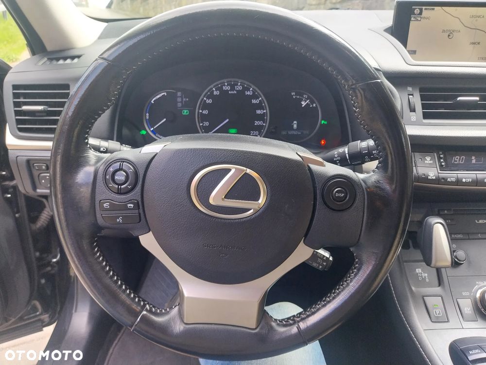 Lexus CT 200h Business Edition - 23