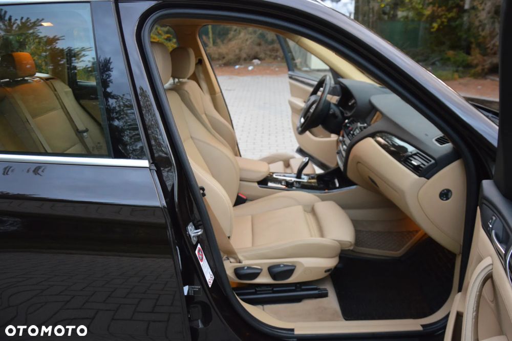 BMW X3 xDrive20i xLine - 20