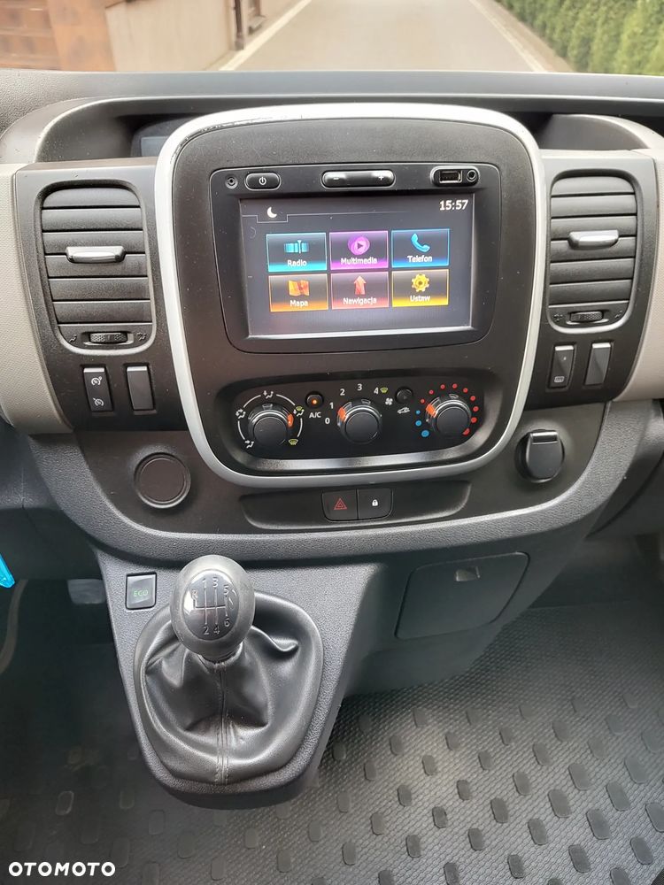 Renault Trafic - 19