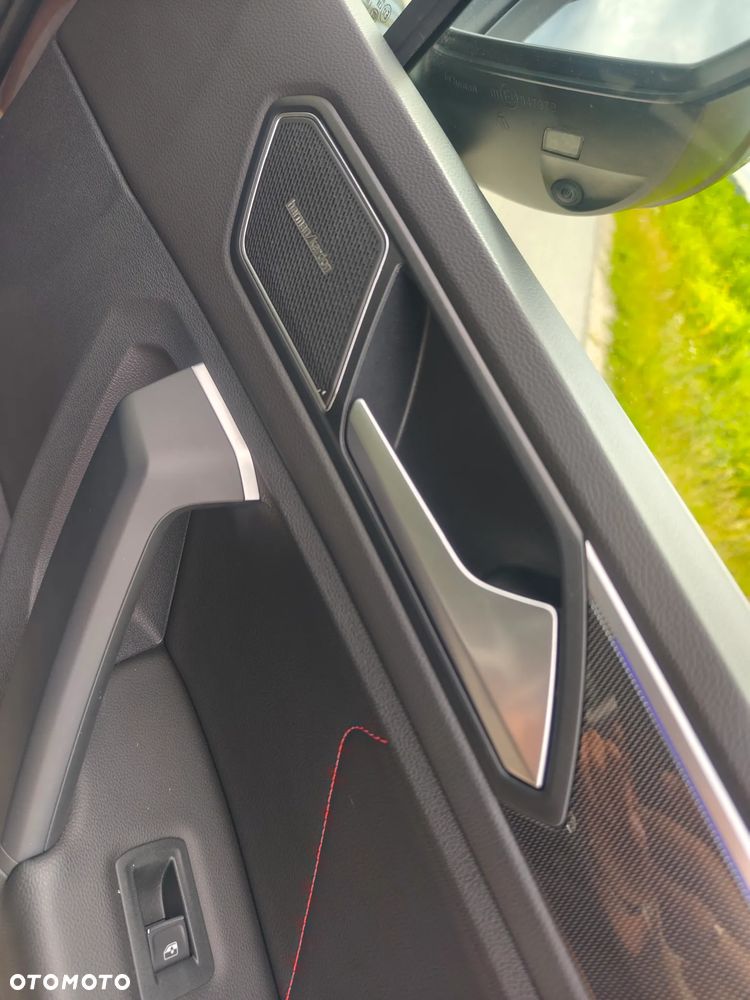 Volkswagen Tiguan - 17