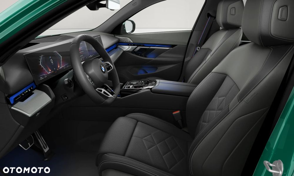 BMW Seria 5 540d xDrive mHEV - 12