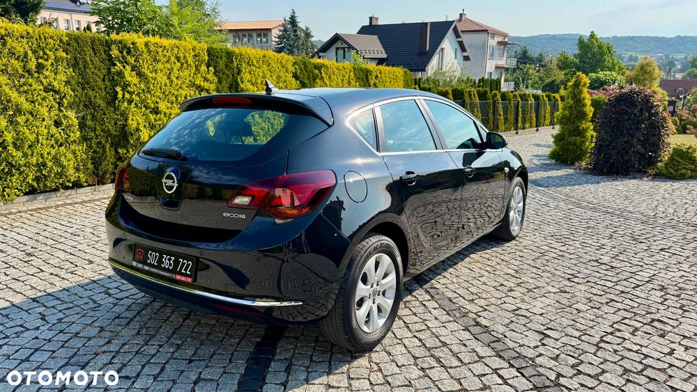 Opel Astra - 11