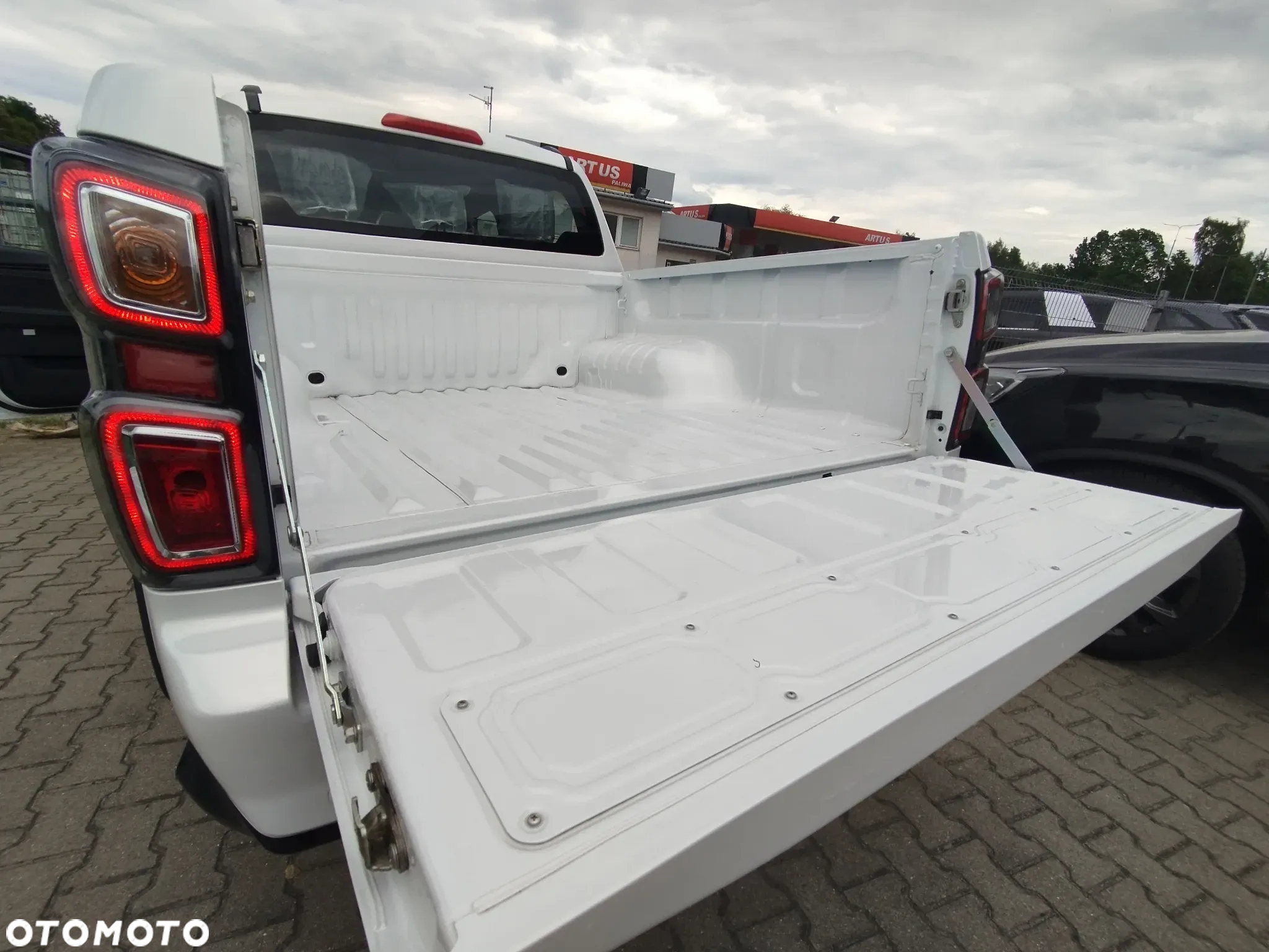 Isuzu D-Max 1.9 DC LSE - 17