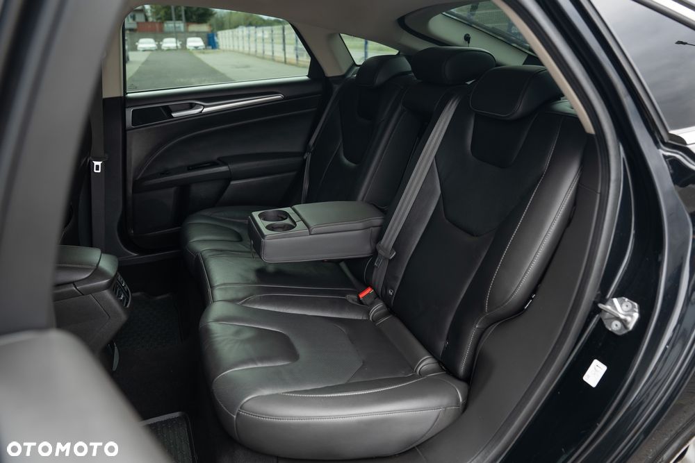 Ford Mondeo 2.0 TDCi Titanium - 34