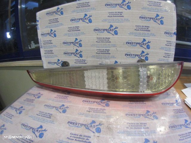 Farol Tras 8M5113405CC FORD FOCUS 2 SW FASE 2 2010 1.6TDCI 90CV 5P PRETO ESQ ORIGINAL - 1