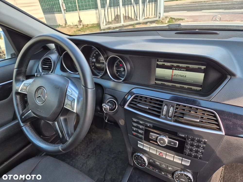 Mercedes-Benz Klasa C 200 CDI BlueEff Classic - 7