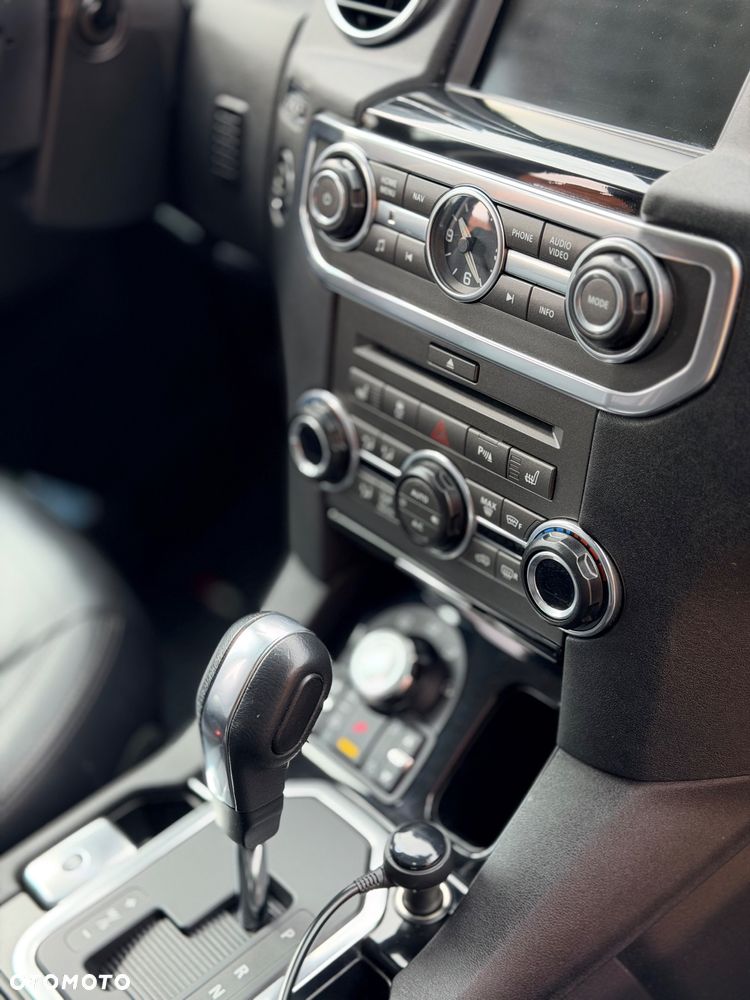 Land Rover Discovery 5.0 V8 HSE - 29