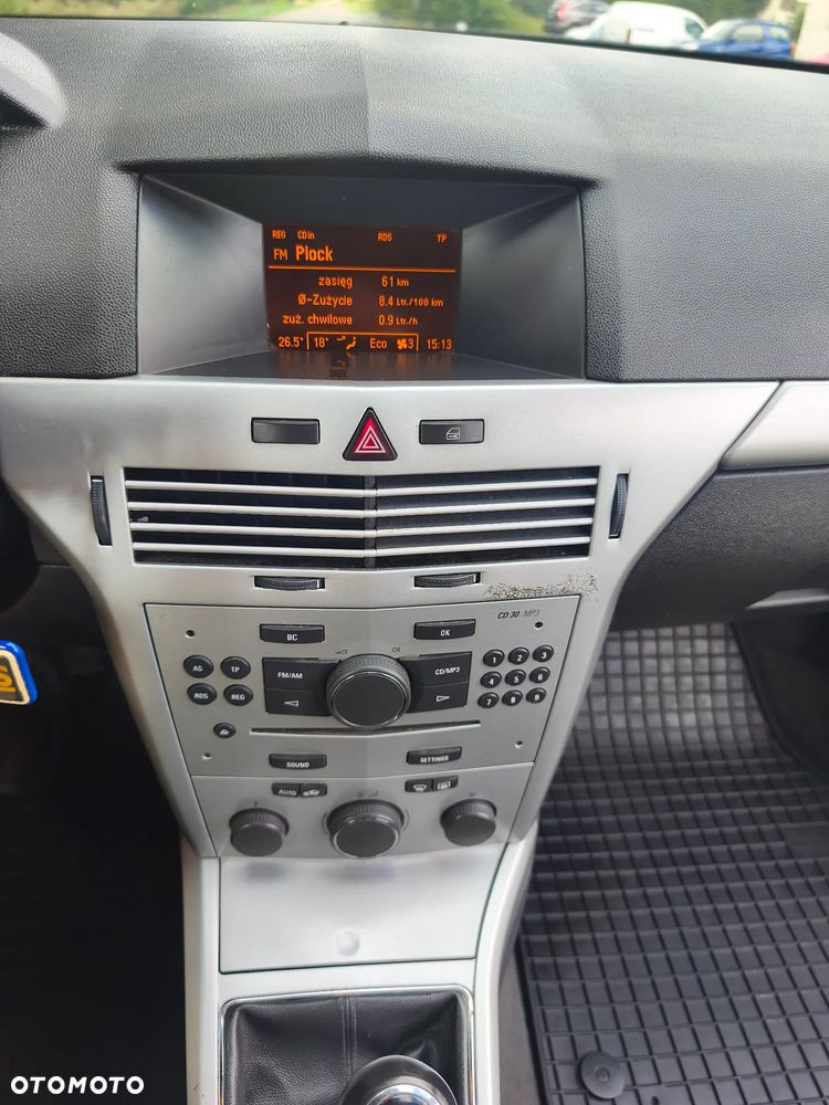 Opel Astra 1.6 Enjoy - 26