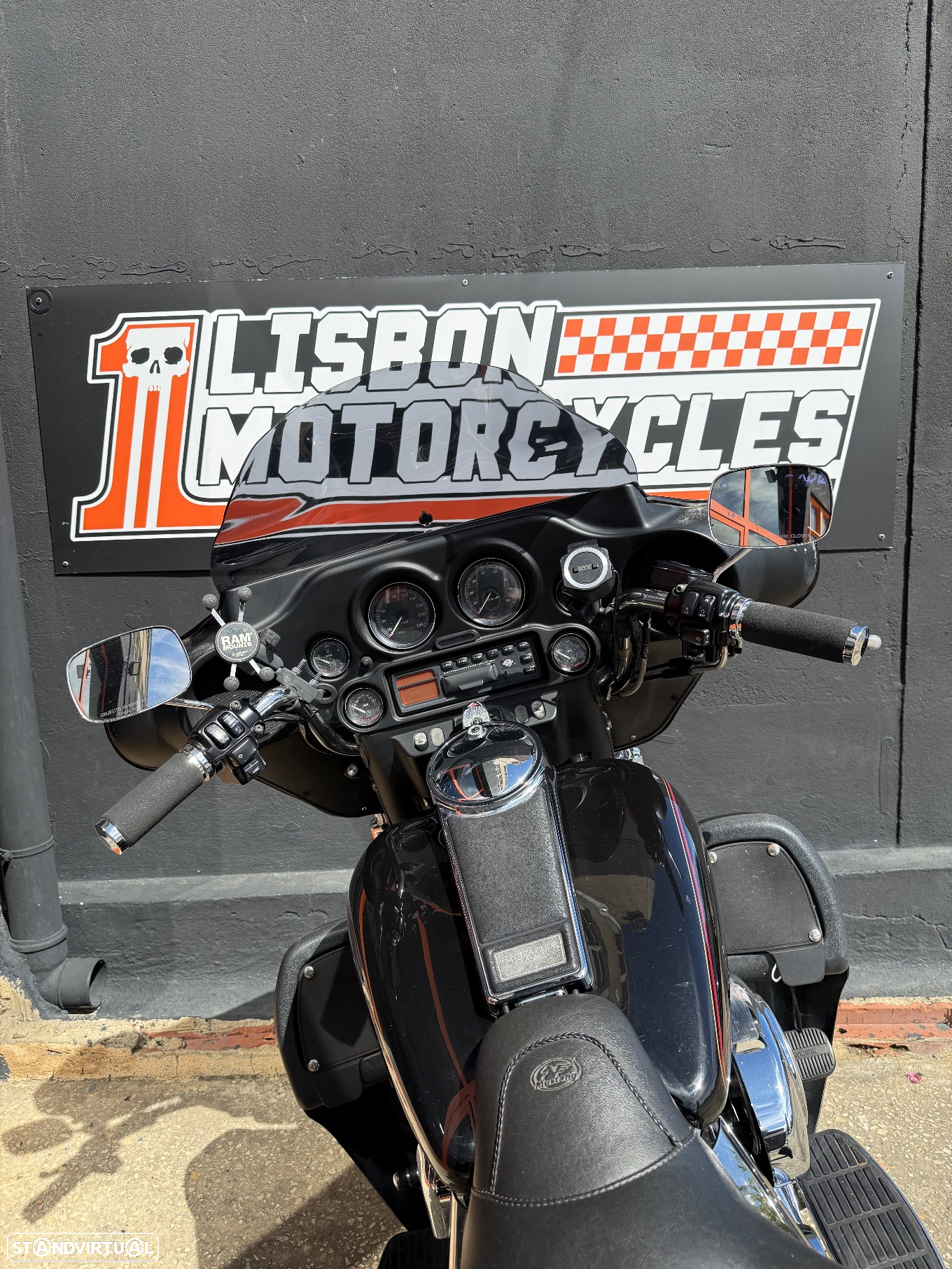 Harley-Davidson FLHTC ELECTRA GLIDE - 12