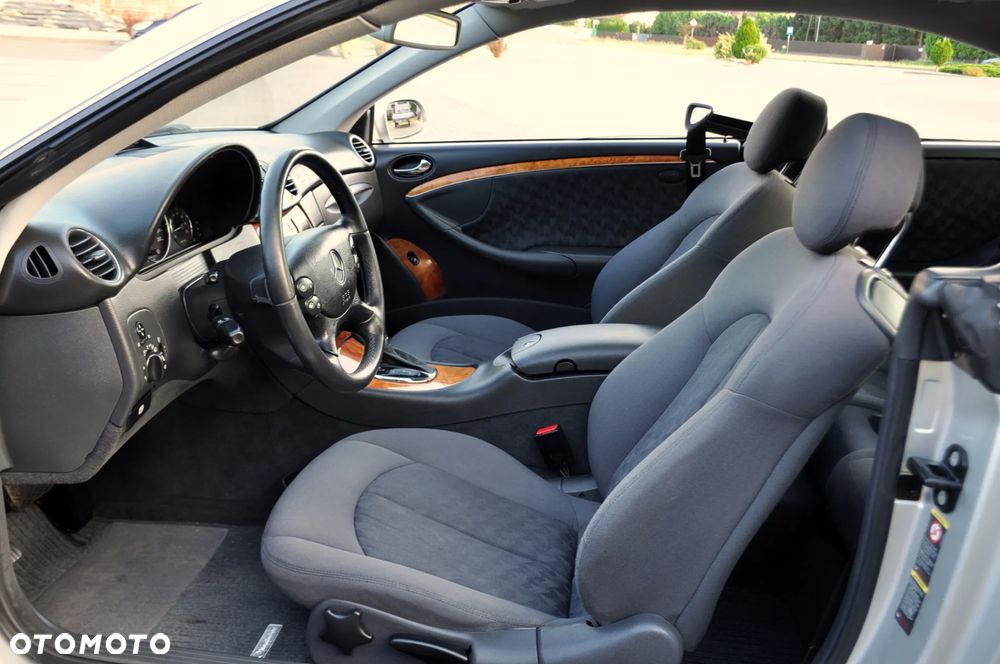 Mercedes-Benz CLK Coupe 200 Kompressor Automatik Elegance - 23