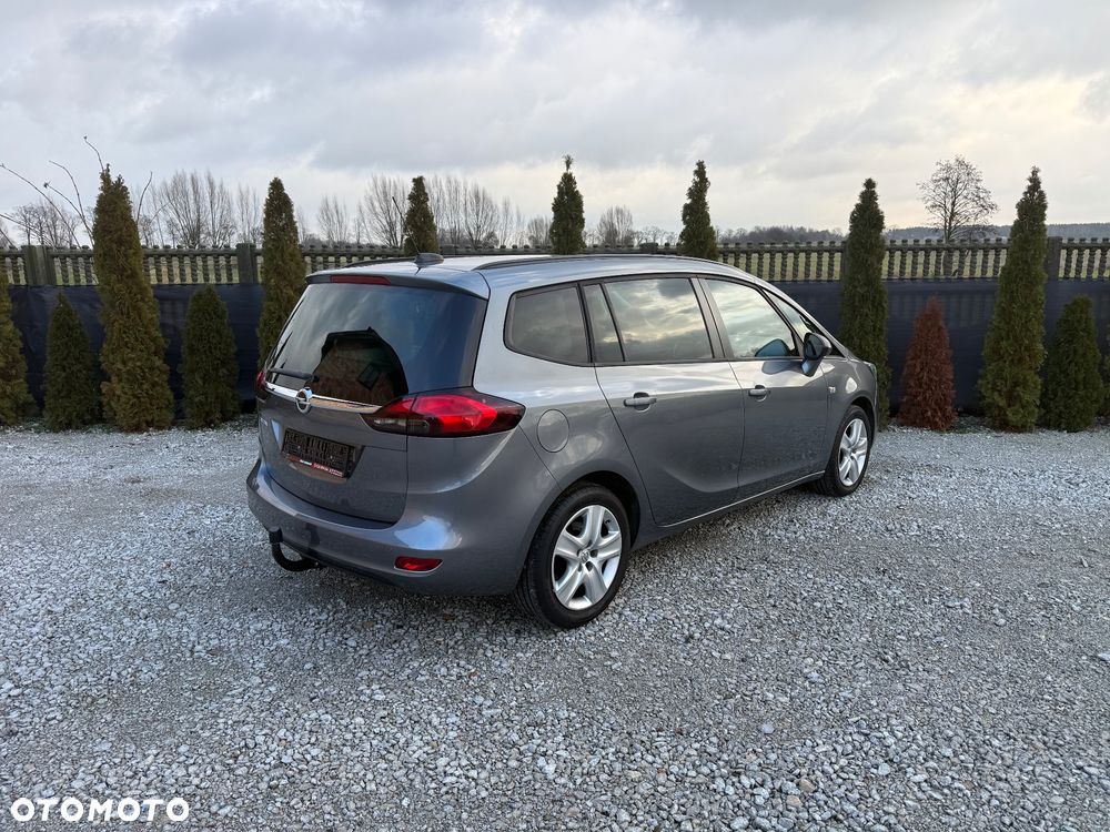 Opel Zafira - 9