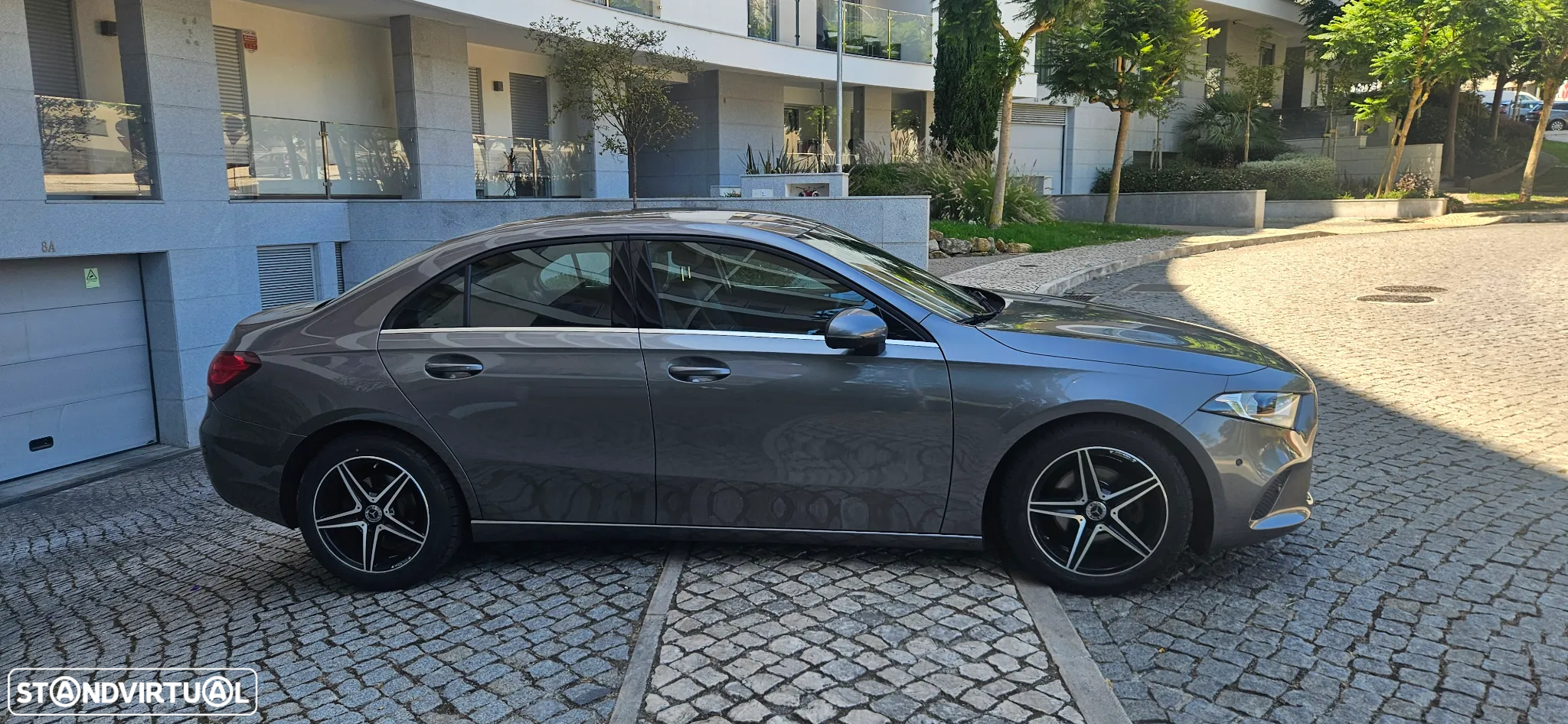 Mercedes-Benz A 180 Limousine d Style Aut. - 4
