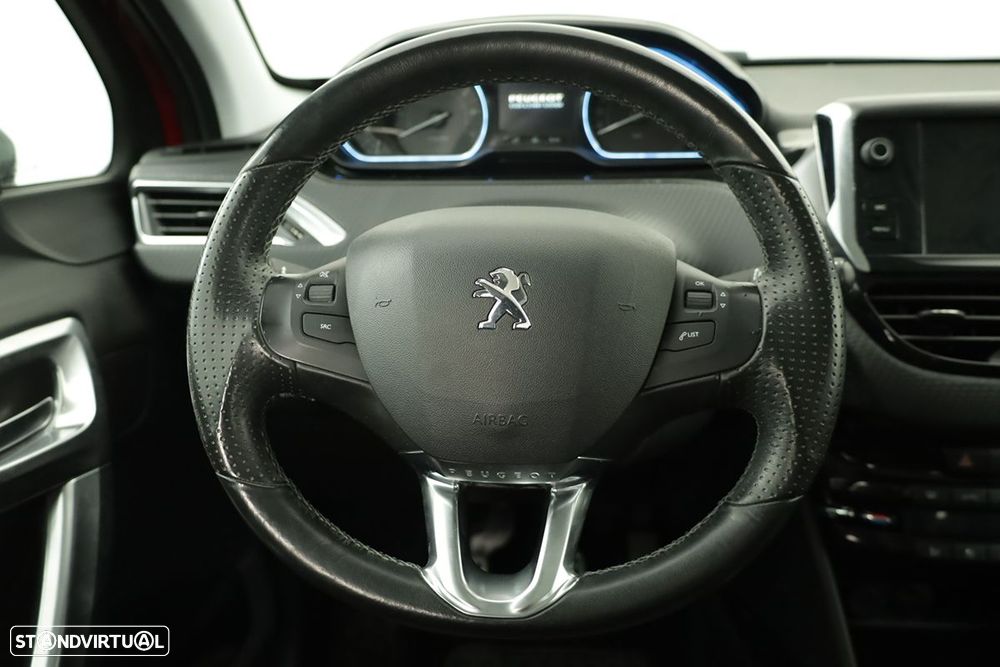 Peugeot 2008 1.2 PureTech Allure - 14
