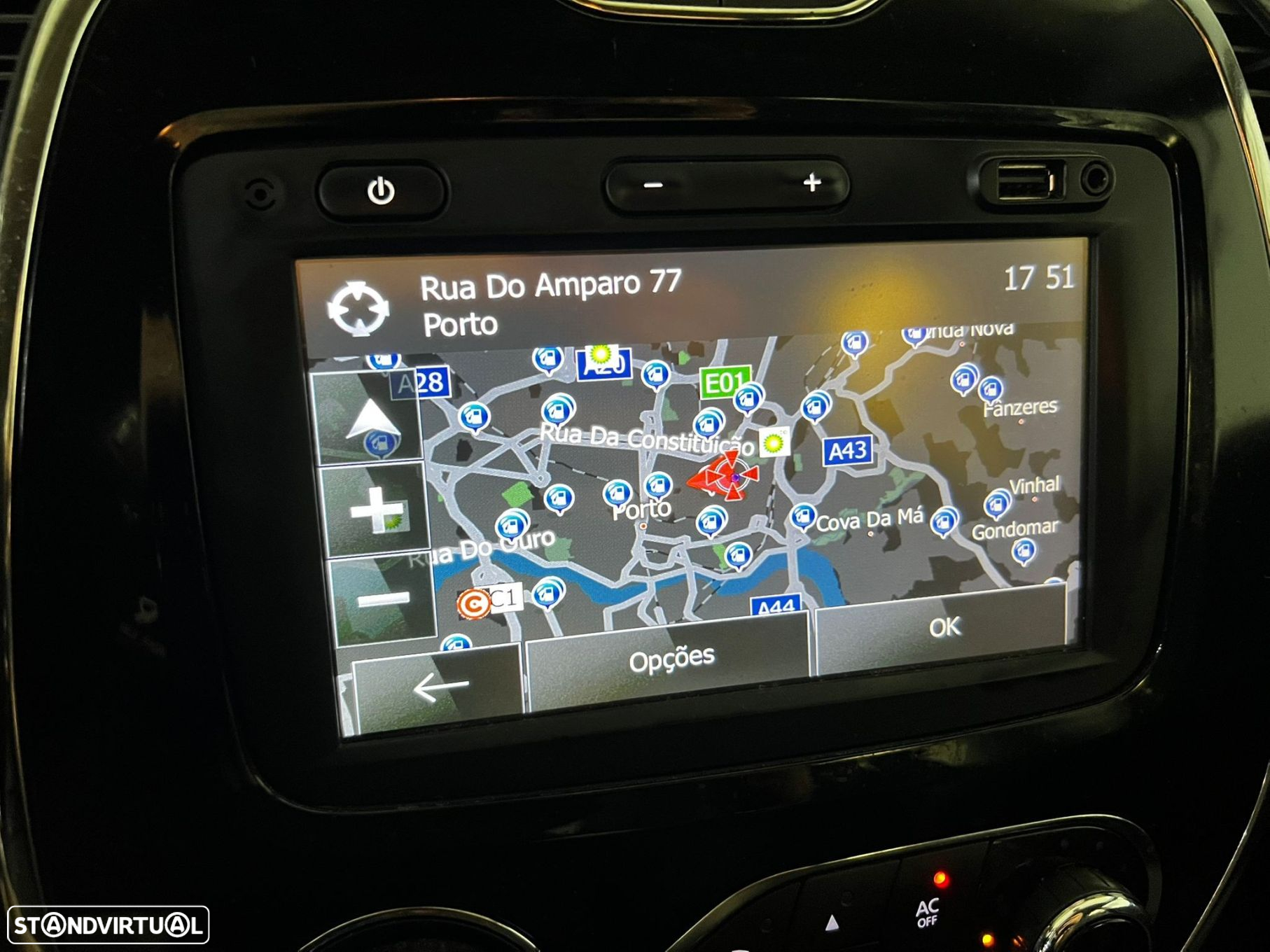 Renault Captur 0.9 TCE Exclusive - 17