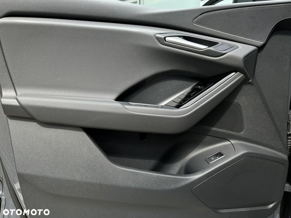 Audi Q6 e-tron - 22