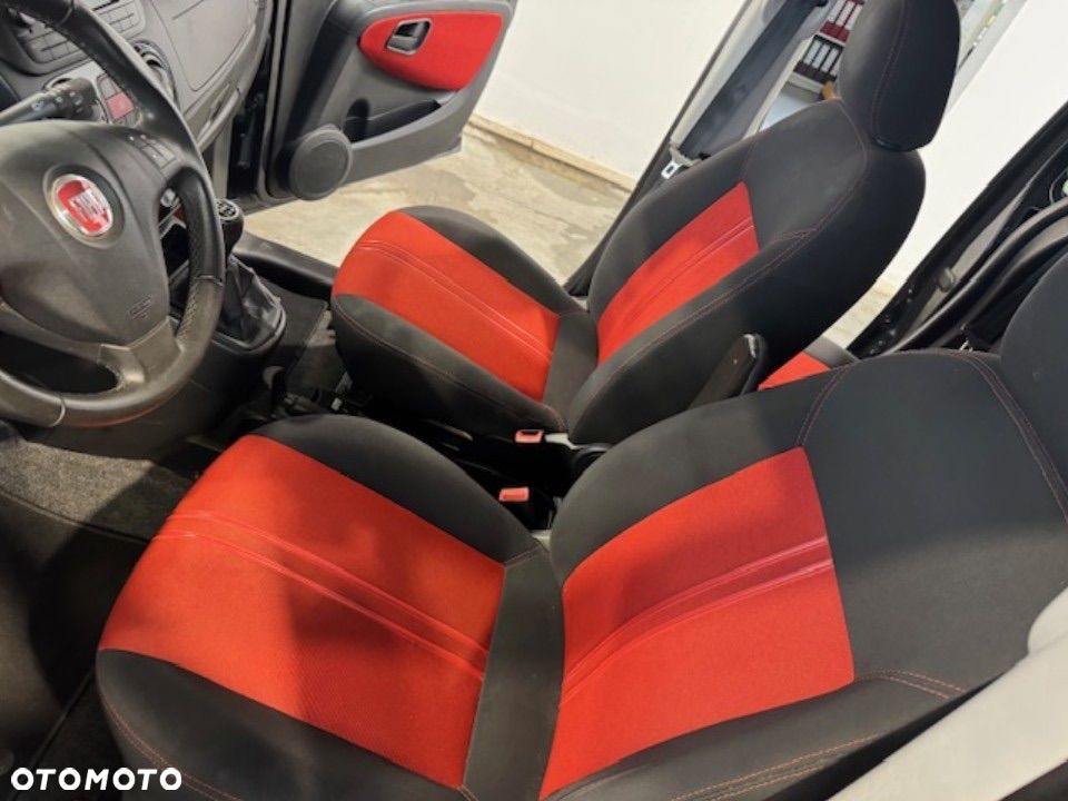 Fiat Qubo - 10