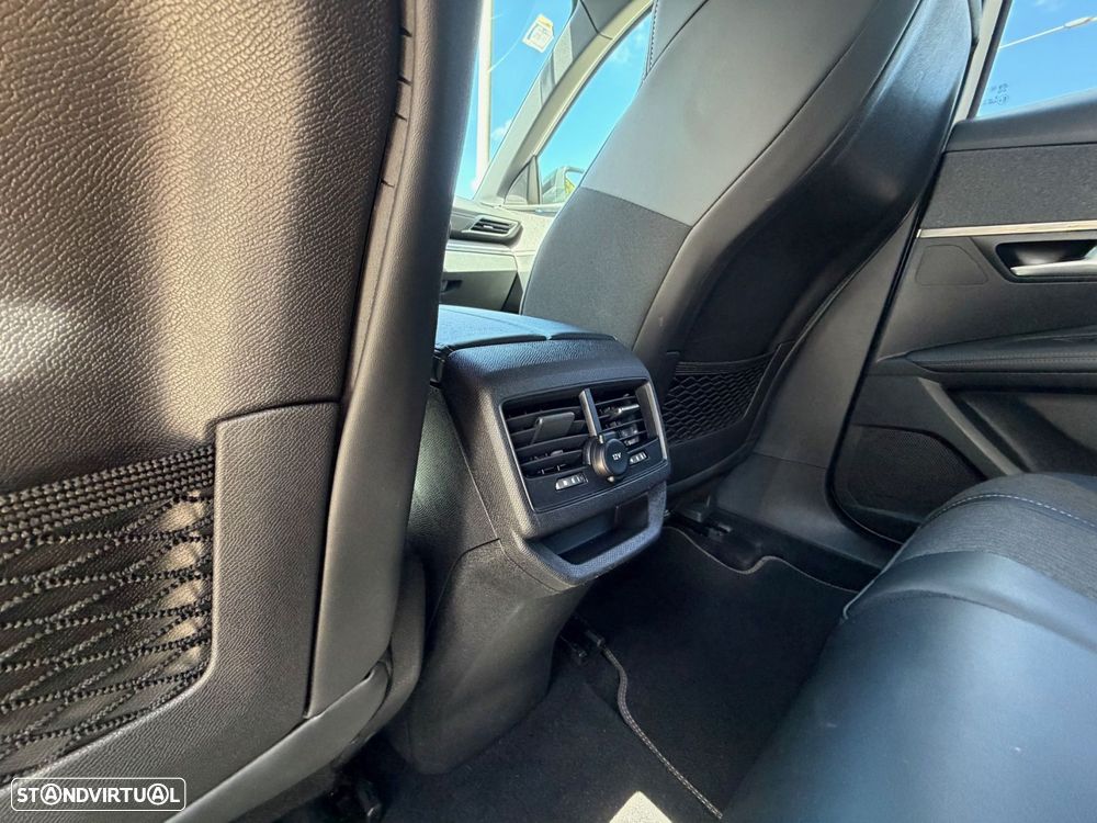 Peugeot 3008 1.5 BlueHDi GT Line EAT8 - 39