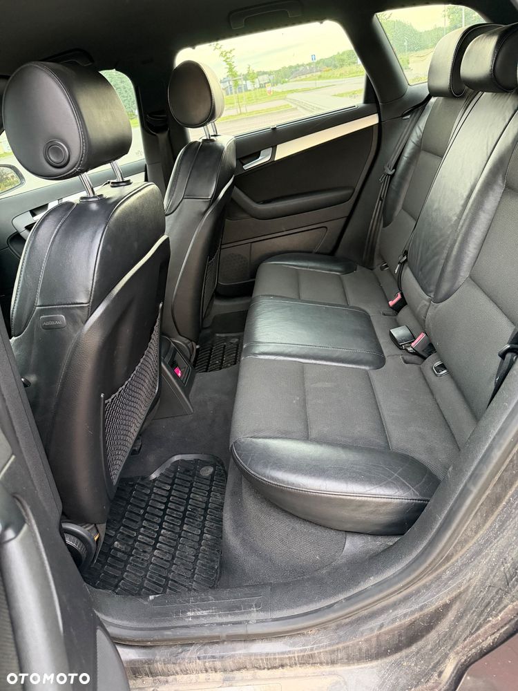 Audi A3 Sportback 2.0 TDI DPF Quattro Ambiente - 33