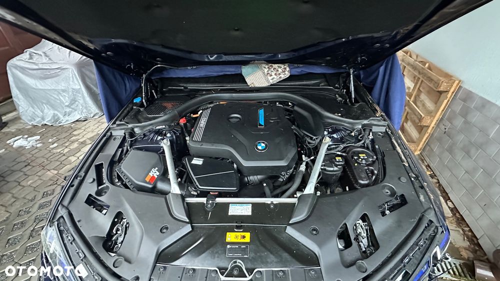 BMW Seria 5 530e xDrive Luxury Line sport - 24