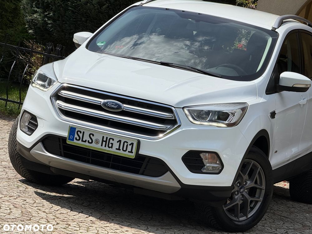 Ford Kuga 2.0 TDCi 4x4 Titanium - 4