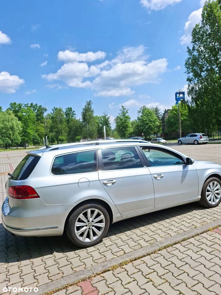 Volkswagen Passat 2.0 TDI 4Mot Highline DSG - 4