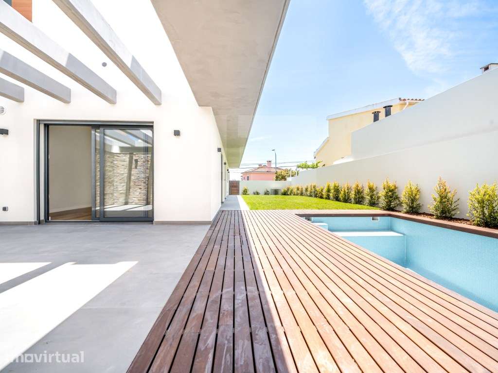 Moradia T4 Nova em Bicesse, Cascais: Piscina, Garagem e Luxo. - Grande imagem: 5/39